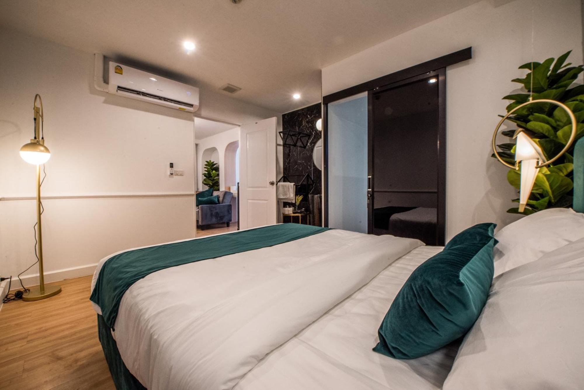 Theme Boutique Hotel Bangkok Makkaszan Szoba fotó