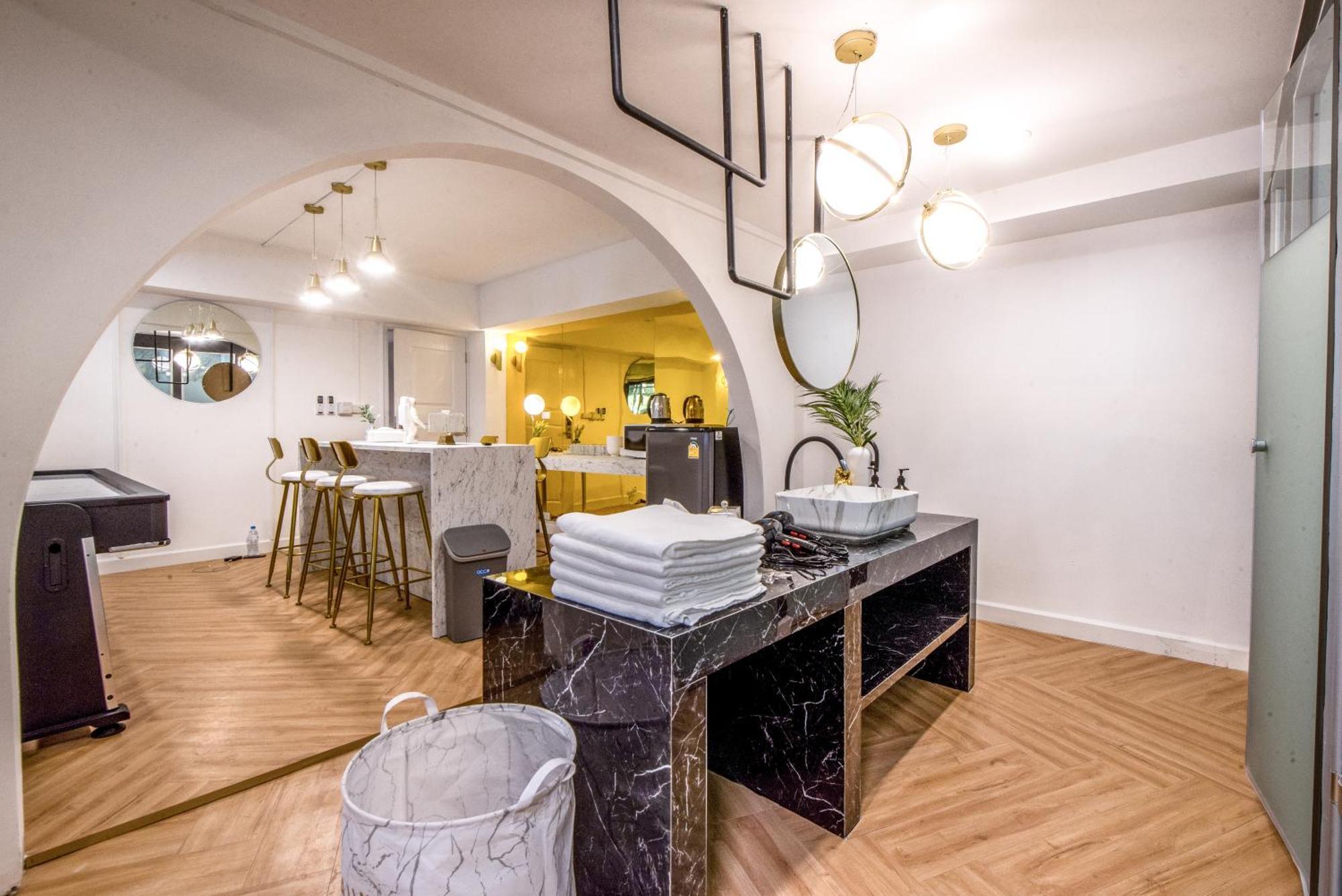 Theme Boutique Hotel Bangkok Makkaszan Szoba fotó